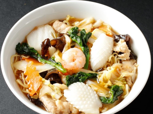 什錦湯麺(正油味)
